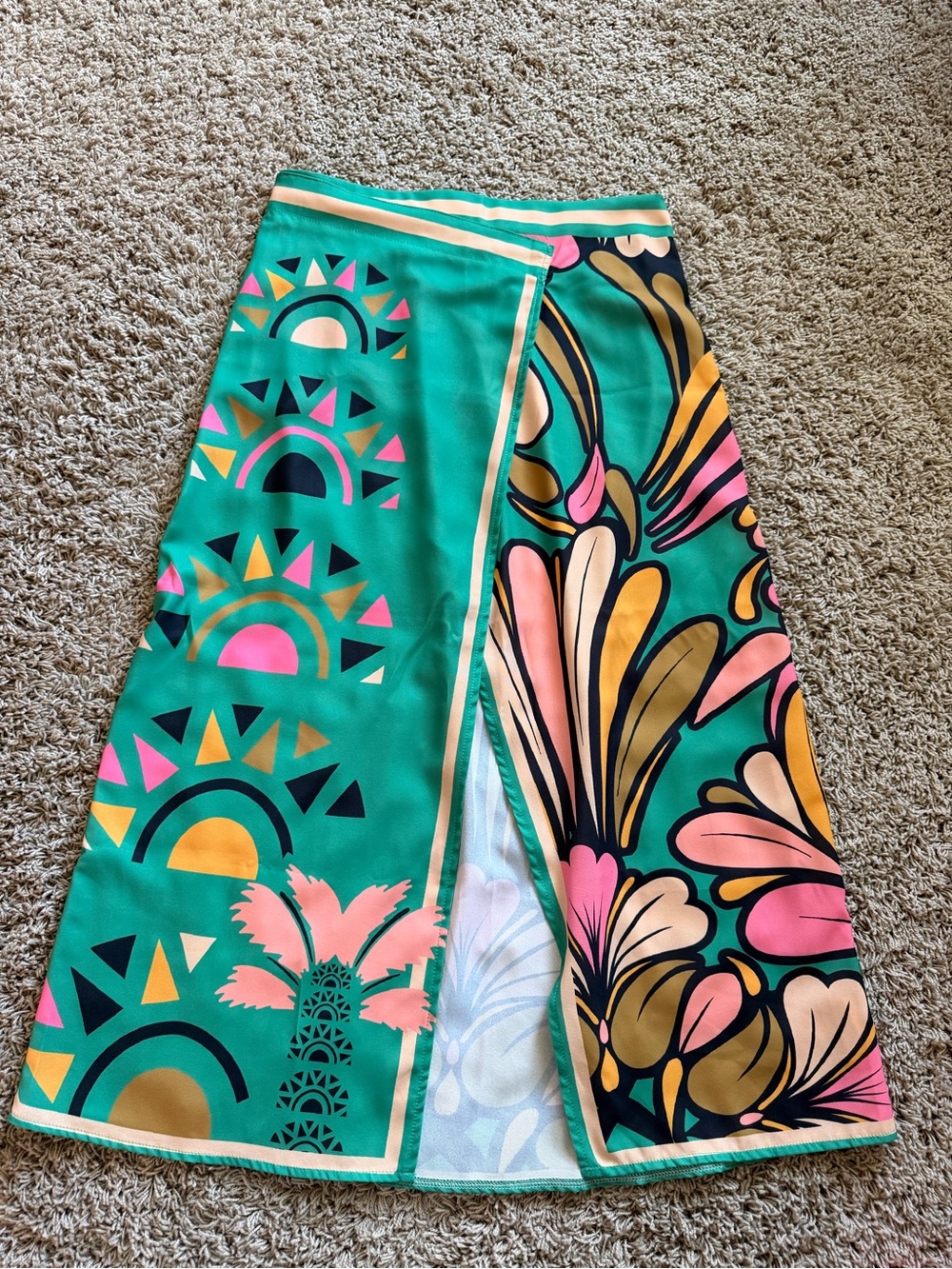 Midi Skirt Sz Lg (Fits like a M)